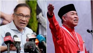 Mesyuarat ahli jawatankuasa pas pusat baru baru ini telah bersetuju melantik datuk takiyuddin hassan sebagai penolong setiausaha agung pas. Datuk Seri Takiyuddin Hassan The Asian Affairs
