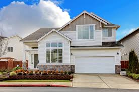 No One Works Harder To Sell Your Home Call Joe At 813 540 3595 Or Click The Link In The Bio To Vis Vinyl Siding House Garage Service Door Vinyl Brick Siding