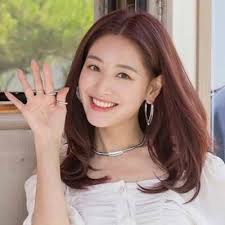 Veronica Park (@Love_Jaekyung)