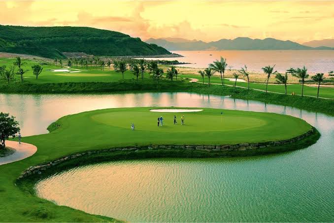 Đặt sân golf Phú Quốc: Khám phá tuyệt tác độc bản tại Vinpearl Golf - FlightGolf