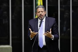 Arthur lira, novo presidente da câmara do deputados, começou chutando luis macedo/câmara. Lira E Maia Divergem Sobre Postura De Doria E Bolsonaro Apos Liberacao De Vacinas Jovem Pan