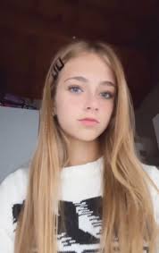 Do I look gorgeous ?