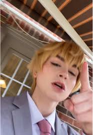 ✨rat dance✨ #reigenarataka #reigen #reigenaratakacosplay #mp100  #mobpsycho100 #fypシ゚ #ratdance #dancingreigen