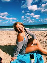 Womens Black Premium Eden Denim Jeggings Summer Photoshoot Summer Photography Beach Poses Fun & creative ideas for beach pictures | kristen duke photography. beach poses