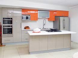 Si estas buscando una cocina integral en bogotá te damos unas recomendaciones antes de contratar con alguna fabrica, las fábricas más recomendadas y te mostramos algunos modelos de cocinas integrales modernas y los diseños más populares. Cocinas En Panama Diseno Gratis De Cocinas Cocinas Modernas Y Funcionales