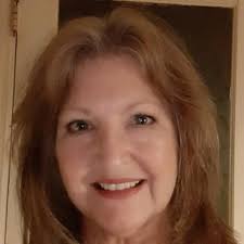 Twilight Saga 5-Movie Ultimate DVD Collection + Extras: Twilight