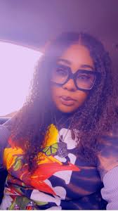 Affordable lace front wig stylist?