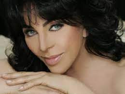 Su nombre completo es verónica judith sáinz castro. Veronica Castro Biography Age Height Net Worth And Other Facts Networth Height Salary