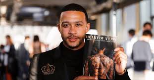 His heavily tattooed frame is covered in ink, not to mention a tattoo on the inside of his lip. The Football Book Club Reads Memphis Depay S Excellent Heart Of A Lion