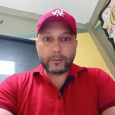 Eloisa Leiva's Instagram, Twitter & Facebook