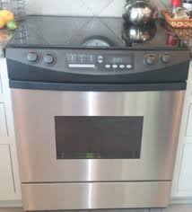 Oven windows and all high temp glass are borosiilicate (trade names pyrex, kimax, etc.). Oven Glass Repair Sdacc
