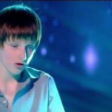 Stromae : Lou, jeune garçon handicapé, chante une version très émouvante de  "Formidable"