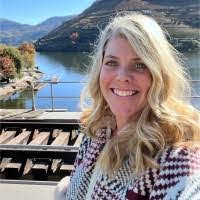 Mandy Mayfield's Instagram, Twitter & Facebook