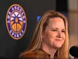 Sparks' new head coach Lynne Roberts seizes 'golden opportunity'
