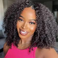 Amazon.com : ISEE Hair 13x4 Lace Front Wigs Brazilian Virgin Human Hair  Wigs Short Straight Bob Wigs 150% Density Pre Plucked with Baby Hair For  Black Women (10 Inch (Pack of 1),