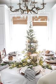 A Fresh Green Christmas Table Shades Of Blue Interiors Christmas Table Decorations Christmas Dinner Table Settings Christmas Table Centerpieces