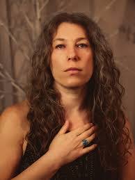 Ruth Ager's Instagram, Twitter & Facebook