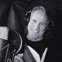 Mike Niland's Instagram, Twitter & Facebook