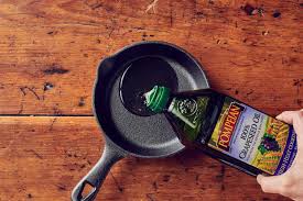 We Seasoned Cast Iron Skillets With 5 Different Oils And Have A New Favorite Seasoning Cast Iron Season Cast Iron Skillet It Cast