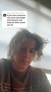 Replying to @Jake Kehl i usually do a 300 eating deficit with 200 calories  burnt daily from cardio #gymmotivation