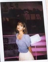 It is designed to make him/her feel special, loved, and important. Photo 210820 Blackpink Polaroid For Blackpink Blink Facebook