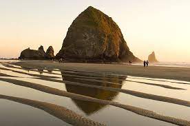 Travel Photo Essay Haystack Rock Oregon Peter Greenberg Travel Detective Oregon Coast Cannon Beach Oregon Oregon Travel