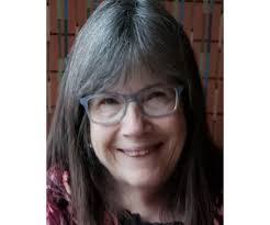 Nicole Tonks's Instagram, Twitter & Facebook