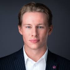 Landon Morrow's Instagram, Twitter & Facebook