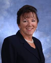 Kitty Frazier's Instagram, Twitter & Facebook