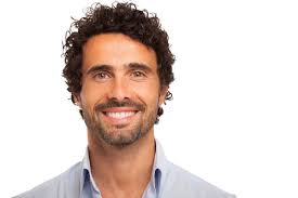 Tatilde gülümseyen adam — Stok Foto © minervastock #81628648