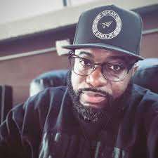 Who are the super 5 in Illinois hoops?