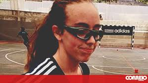 Ciclistas indignados com morte de mulher grávida param trânsito em  homenagem