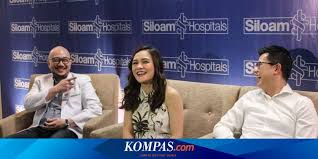 Pasalnya, anak shandy aulia yang bernama claire herbowo lantas, bintang film eiffel im in love itu mengunggah potongan kalimat atau komentar bernada hinaan dari warganet atas nama akun facebook laura aprila bakkara. Cari Di Google Ini Arti Nama Anak Shandy Aulia