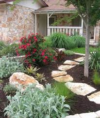 Gorgeous 50 Low Maintenance Front Yard Landscaping Ideas Https De Front Yard Landscaping Design Yard Landscaping Low Maintenance Front Yard Landscaping Ideas