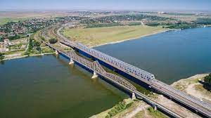 O veste importantă pentru turiștii de pe litoral o reprezintă aceea că taxa pentru podul de la fetești, nodul rutier unde conducătorii auto sunt nevoiți să achite traversarea către regiunea de la marea neagră, ar putea fi eliminată. S Ar Putea Scoate Taxele De Pod De La Giurgiu Èi FeteÈti Rfi Mobile