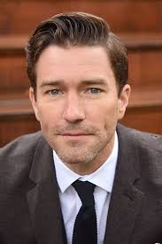 明明可以靠脸吃饭的他却偏偏用才华缔造了一个系列的训练鞋_搜狐网