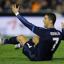 Ronaldo had a buyout clause worth $1bn (£886m) and juventus were told real. Gary Neville Tells Story About Intentionally Riling Up Cristiano Ronaldo When Real Madrid Played Against Valencia Managing Madrid