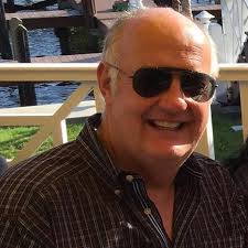 What 8 row head models are compatible with a 7720t2 tractor?