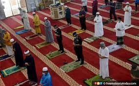 عن أم سلمة عن رسول الله صلى الله عليه و سلم قال خير مساجد النساء. Sabah Benarkan Solat Jumaat Jemaah Di Masjid Surau Free Malaysia Today Fmt