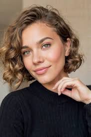 Stacy Bohn (shortboom)