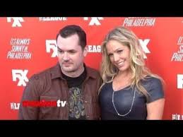 Though luyben is not jim jefferies' wife, the couple share a son named hank. Who Is Jim Jefferies Dating Jim Jefferies Girlfriend Wife