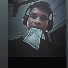 I love bahut sara money 🤑🤑🤑