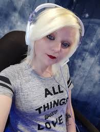 Here are a couple pictures of last years Endless Caverns meetup. If you  have any you can add please share!