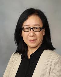 Kari Mayo's Instagram, Twitter & Facebook