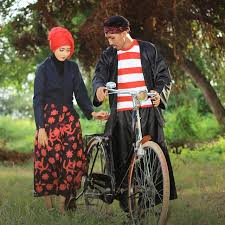 Menikmati olahan kangkung hasil nyuri di sawah || dicky skw officialdi konten kali ini saya berpetualang di pesawahan sekitar rumah saya dan memanfaatkan has. Foto Prewedding Bernuansa Tradisional Sekar Kencana