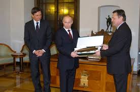 Vladimir Putin in premier Borut Pahor ...