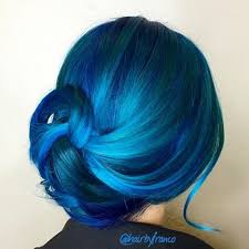 Gorgeous Blue Hair Color Design By Franco Hernandez Hair Painting Updo Upstyle Messy Updo Www Hotonbeaut Coloracion De Cabello Color De Cabello Cabello Tenido