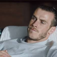 HallyBean (@HallyBean)