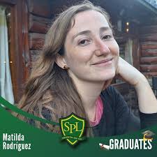 💚☘️Mi nombre es Matilda Rodríguez, me gradué del colegio en el año 2016.  Soy Técnica en Comercio Exterior y Aduanas, estudié en la UNLu y  actualmente trabajo como responsable del área de