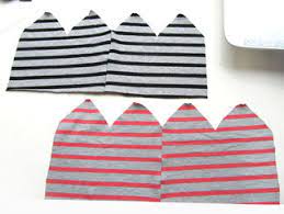 Beanies sind einzigartige mützen, die entweder aus baumwolle oder fleece bestehen. Baby Wendebeanie Kostenloses Schnittmuster Freebook Lybstes